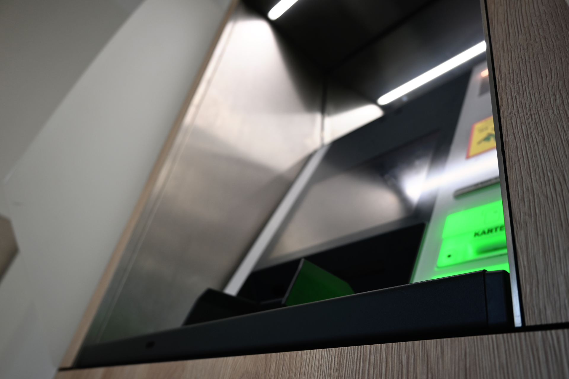 CNC-gefräste Inlays passgenau in der Zarge mit ATM.